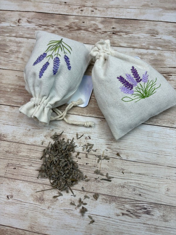 Saquito aromático de lavanda natural – ambientador para coche